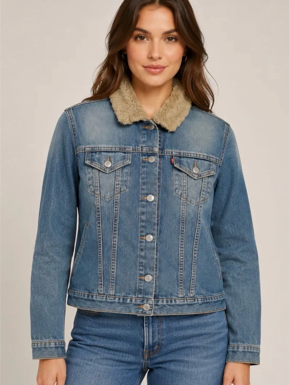 Y2K Vintage Levi’s Denim Jacket with Faux Fur Collar